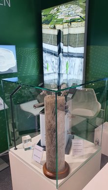 Salt drill core in showcase at the Hanover Fair