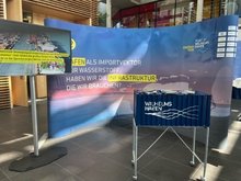 Messestand des ENERGY HUB – Port of Wilhelmshaven Der Messestand des ENERGY HUB – Port of Wilhelmshaven