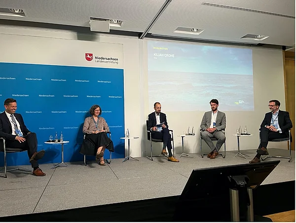 Image of the panel discussion with Boris Richter